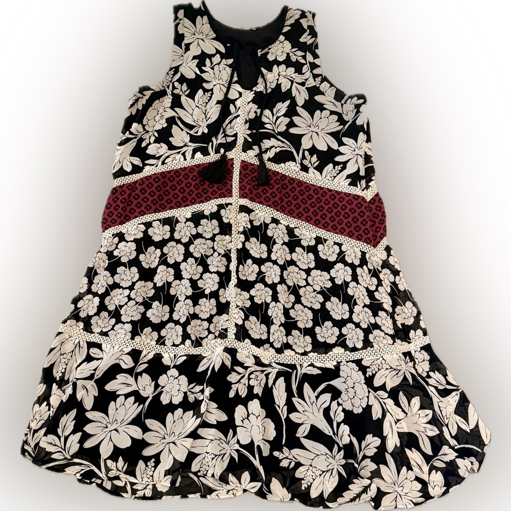 LOFT Floral Sleeveless Dress
